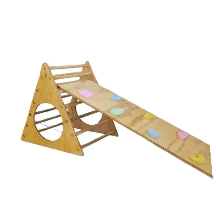 Triángulo Pikler + rampa de escalada